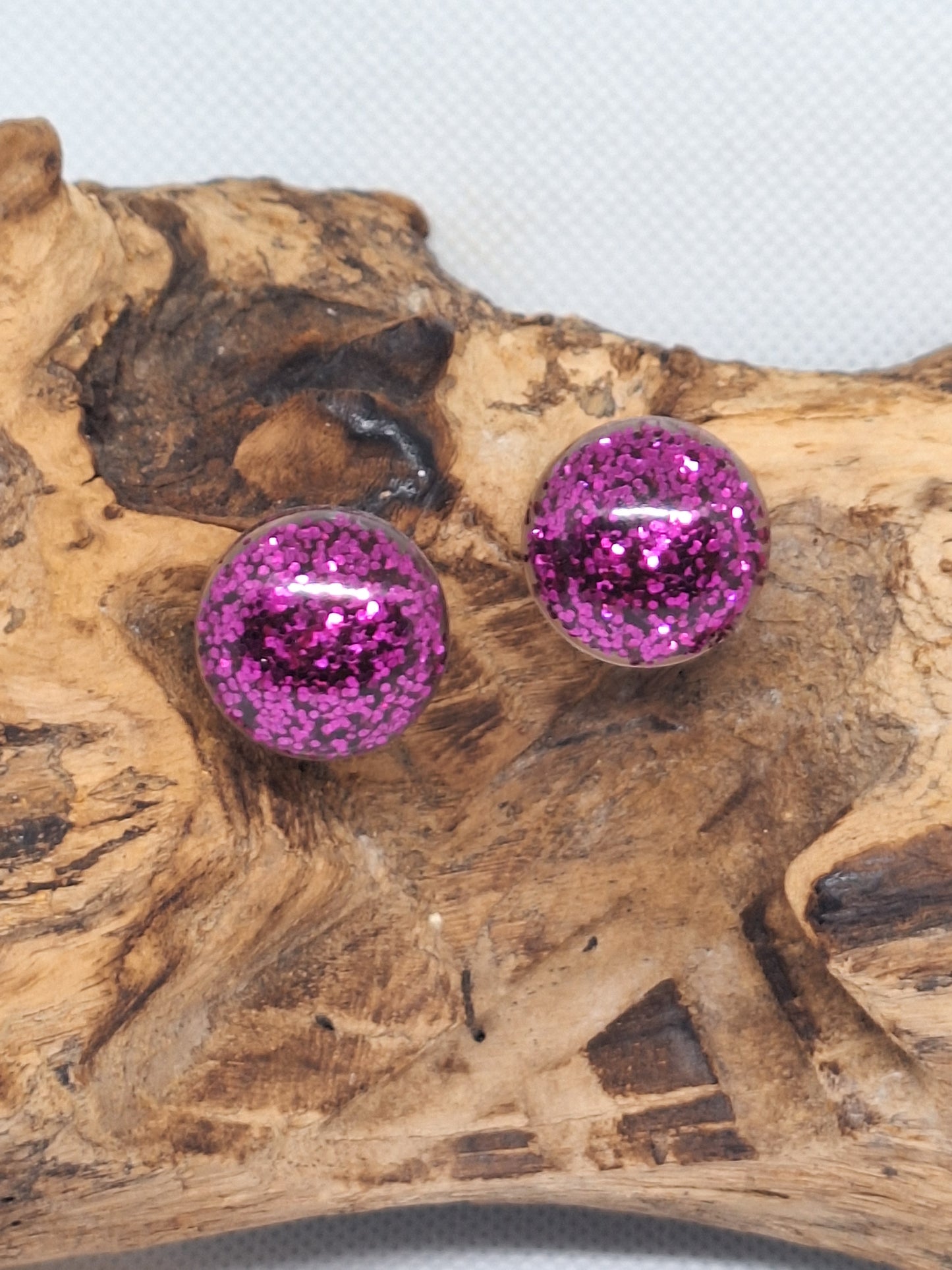 Säravad ringid – elegantsed kõrvarõngad